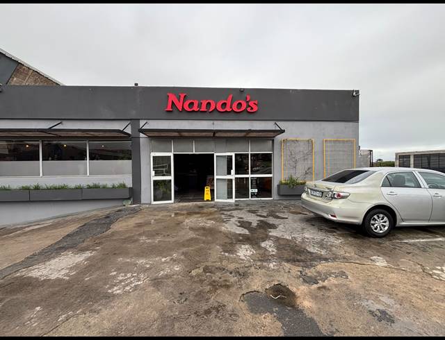 4,155M² BUSINESS CENTRE FOR SALE IN STANGER CENTRAL